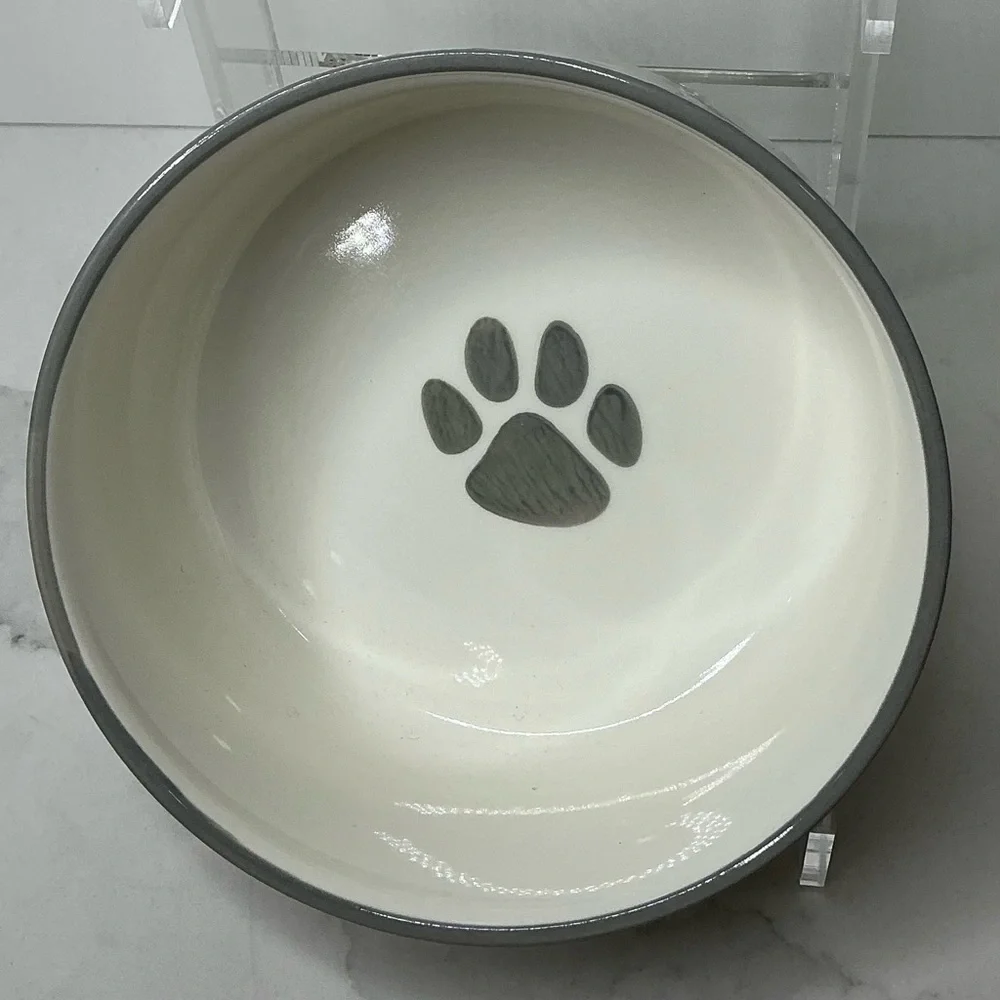 Signature Housewares 6”R x 3”H Gray Arrow Food Water Pet Dog Bowl New
